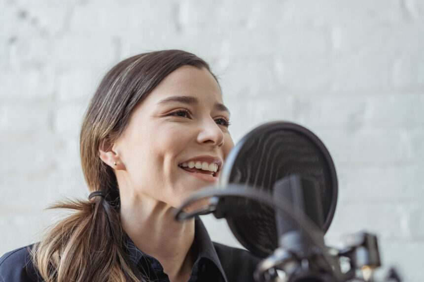 ¡Descubre el Fascinante Mundo de la Generación de Voz de Celebridades con IA! - 7