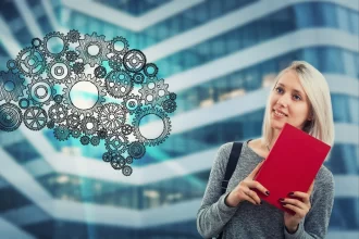 ¿Estás Listo para la Revolución? GUVI AI y su Impacto Disruptivo en la Educación Tecnológica - 19