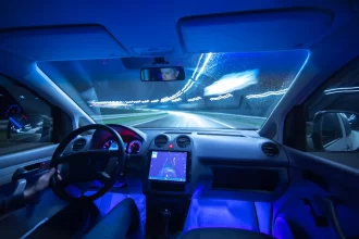 Elon Musk y la Encrucijada de Tesla: ¿La IA y la Robótica en Juego? - 19