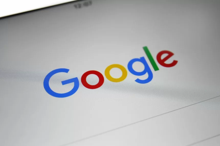 Imagen de El Pánico Frío que Impulsa la Inteligencia Artificial en Google El Pánico Frío que Impulsa la Inteligencia Artificial en Google - 7