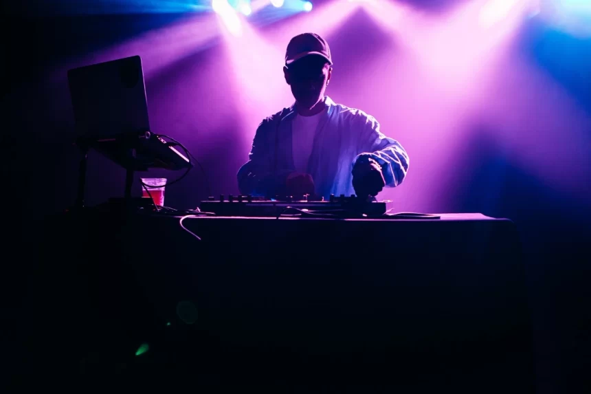Imagen de Spotify Inicia una Revolución con su Nuevo DJ con IA que Habla Español Spotify Inicia una Revolución con su Nuevo DJ con IA que Habla Español - 7