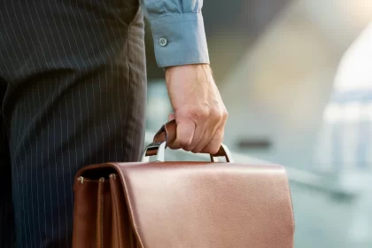Cómo Acumular una Gran Fortuna con un Trabajo de Medio Tiempo, Según la IA - 23