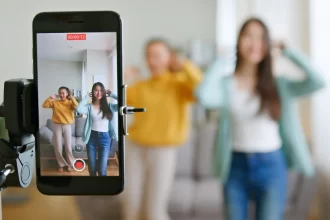 Avatares de IA en TikTok: La Revolución en Anuncios Digitales - 9