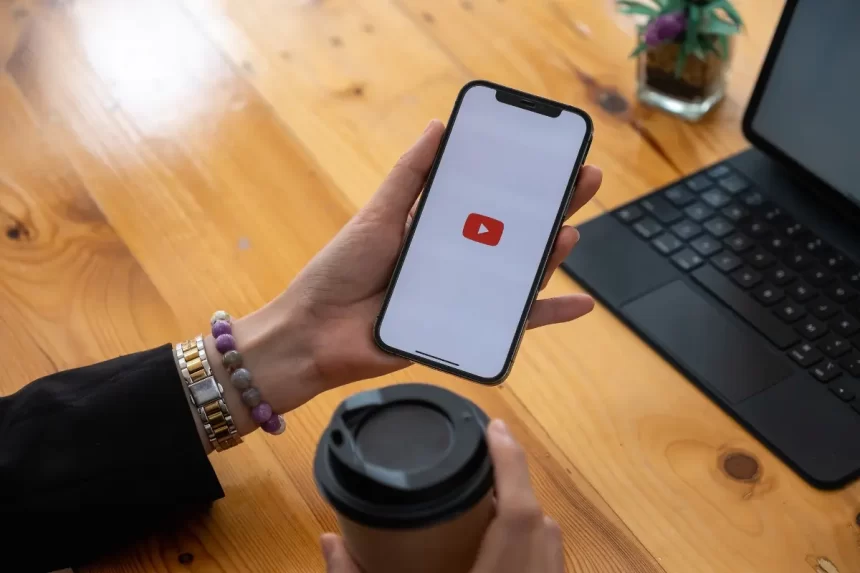 Imagen de YouTube y Google Gemini: La Revolución Creativa que Está Transformando el Juego YouTube y Google Gemini: La Revolución Creativa que Está Transformando el Juego - 7