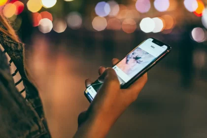 ¿Por Qué Está de Moda el “AI Roast My Instagram”? - 24