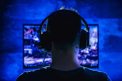 Alex y Neuralink: ¿El Futuro de los Videojuegos y la Tecnología? - 21
