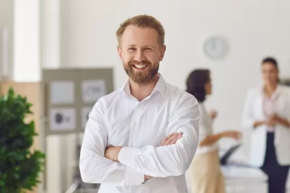¿Podría la IA robarle el puesto al CEO? Spoiler: no todo es tan sencillo - 23